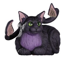 Dungeons & Dragons: Displacer Beast Kitten Life-Sized Figure picture