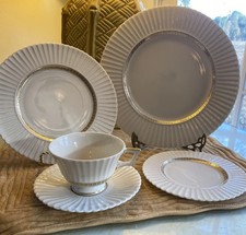 Lenox Fine China CRETAN Service for Four - 20pc Set REDUCED  picture