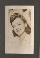 Vintage 1944 Warner Bros. Olivia de Havilland promotional photograph, 2