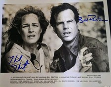 Signed 1996 Twister 10x8 Landscape Photo Helen Hunt & Bill Paxton Autograph picture