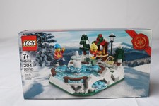 Lego Seasonal: Ice Skating Rink 40416 New Factory Sealed 304pcs *Retired* picture