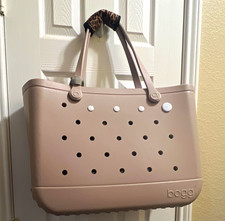 XL Bogg Beige Tote Bag w/ Leopard Print Strap, Pouch & Gray Lining picture