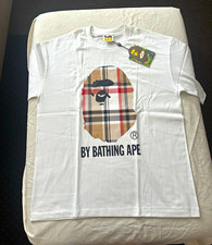 A Bathing Ape Men’s L White Ape Head Graphic Logo Crew Neck Tee NWT picture