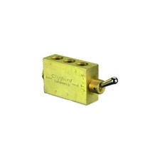 Clippard MJTV-5 4-Way Toggle Valve, Enp Steel Toggle, 1/8 NPT, 10.5 SCFM at ... picture