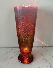 Vtg LE Smith Amberina Glass Grape Leaves Footed Vase Scalloped Rim 9