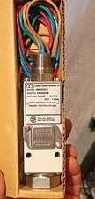 CCS Custom Control Sensors Adjustable Pressure Switch 6900GCE12 3-20 PSIG picture