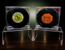 1967-68 Minnesota North Stars Vintage Art Ross Pucks w/ PAT# Display Set of 2 🔥 picture
