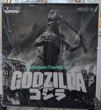 Mezco Toyz One:12 Collective Godzilla Kaiju 1954 Black White Tanks Jets Heat Ray picture