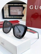 Gucci GG0860S Women Sunglasses Cat Eye Gradient Lens Gold GG Logo UV400 Shades picture
