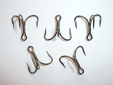 100 Mustad KVD-Classic TG76-BN Short-Shank 1X Triple-Grip (Size 6) StandardPoint picture