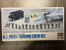 Hasegawa X72-7 1/72 Scale Aircraft Model Kit U.S USAF Pilot/Ground Crew Set picture