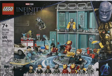 LEGO 76216 Marvel Super Heroes Iron Man Armoury Retired Set Brand New Sealed Box picture
