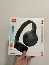 JBL Tune 520BT, Wireless on-ear headphones Used, Great Condition picture
