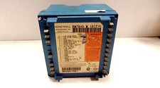 Honeywell Flame Control RM7840-M-1017 picture