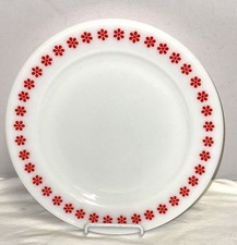 PYREX  PENN DUTCH   10 1/2