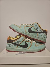 Size 13M/14.5W NIke Dunk Low SB 