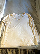 Eddie Bauer Women’s Plus 3X Ivory V-Neck  long sleeve Cotton Knit Tee picture