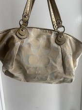 COACH poppy shoulder bag 16295 pre owned excellent condition picture