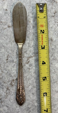 Antique 1847 Rogers Brothers A1 silver plate butter knife Marquise Pattern picture