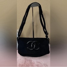 CHANEL Beautè Black On Black Precision Bag CC Logo New GWP picture