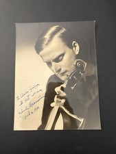 Yehudi Menuhin Signed Photo (9.5