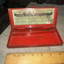 Vintage Indestro Metal Box For 1/4