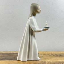 Lladro - Girl With Candle Figurine - New (other) picture