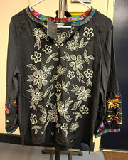 John Mark Women’s M Black Multicolor Floral Embroidered V-Neck 139$ picture
