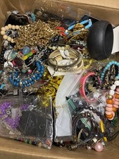 Pound Vintage to Now Costume Jewelry Good Use Wear Broken Craft Harvest Lot picture