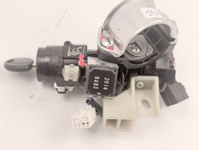 2011-2016 Hyundai ELANTRA IGNITION SWITCH LOCK CYLINDER W/ KEY OEM picture