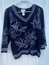 Alfred Dunner Navy V-Neck Floral Embroidered Pullover Top 3/4 Sleeve Sz Xl EUC picture