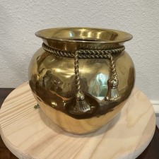 Vintage 1999 Vase 5.5 Inch Rope Tassel Solid Hammered Yellow Brass Elegant Tags picture