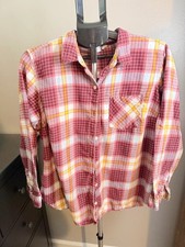Old Navy The Classic Shirt 1X Plus Pink Burgundy Plaid Flannel Button Down picture