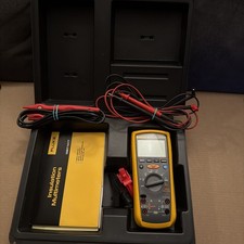 Fluke 1587 Digital Insulation Multimeter with Leads And Case picture