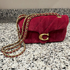 Coach Tabby 20 Fuchsia Quilted Chain Strap Small Crossbody Bag Snap Closure picture