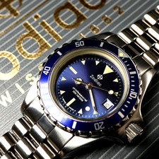 ZODIAC PROFESSIONAL 200M SILVER DOT 209.65.55 ETA 956.112 Diver Vintage Watch picture
