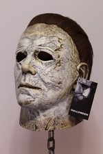 Michael Myers Halloween 2018 Mask Officially Licensed by Trick or Treat Studios picture