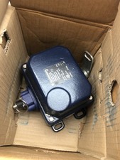 NEW SCHMERSAL T3Z068-22YR 101087881 PULL CABLE EMERGENCY STOP T3Z 068-22YR picture