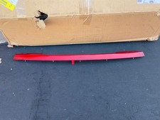 ORIGINAL 2011-2016 PORSCHE 911 LED REAR TAIL LIGHT CENTER RED REFLECTOR OEM CHIP picture