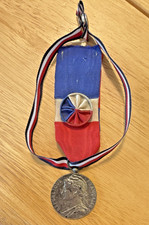 French Authentic Honor Medal Ministere Du Travail 1981 stamped Borrel France picture