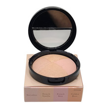 Laura Geller Baked Highlighter Natural Glow Quad French Vanilla Quad 0.26oz/7.5g picture