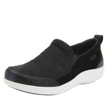 TRAQ by Alegria Womens Melodiq Smart Slip-On Walking Shoe -- Black Waves NEW picture