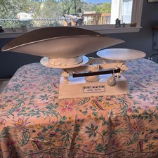 Used Detecto 1001-TB Bakers Scale And Scoop picture