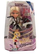 Bratz Play Sportz Xtreme Kick Boxing Cloe Doll W/ Outfit & Accessories | New picture
