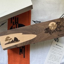 Sonia G Japanese Gardens Wooden Brush Holder Brown Beige Makeup Organizer picture