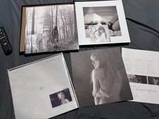 Taylor Swift Signed Bundle picture
