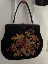 Vintage 1950-1960’s Needlepoint Snap purse. Immaculate piece. picture