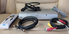 DirecTV D11-100 Satellite Receiver Silver with Remote picture
