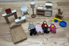 Lot Melissa & Doug Hape Dollhouse Furniture & Family of 4 Dolls 4