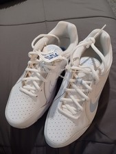 Nike Walk View 3 Slip Resistant Shoes picture